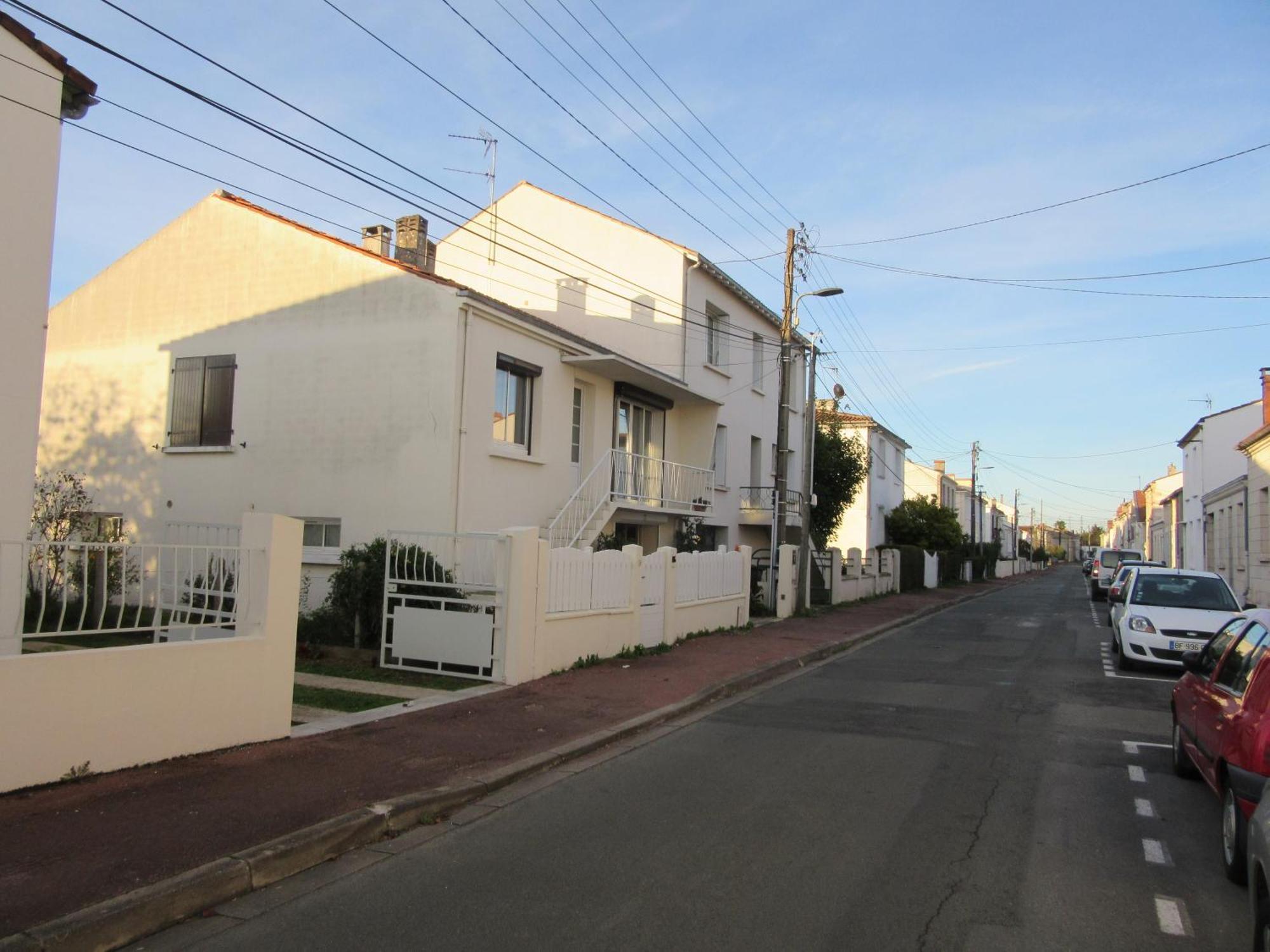 Maranatha Bis Apartment Saintes Ngoại thất bức ảnh
